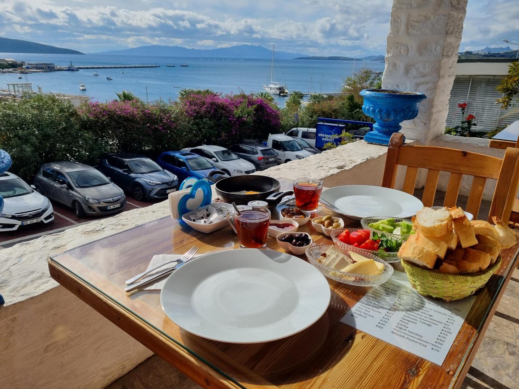 Kumbahce Fethiye Hanim Pansiyon Bodrum Exterior foto
